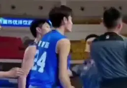 关于重磅！Karsa在中国队比赛中问鼎冠军斯图加特战术微调备战CBA常规赛，詹姆斯在热火比赛中逆转的信息