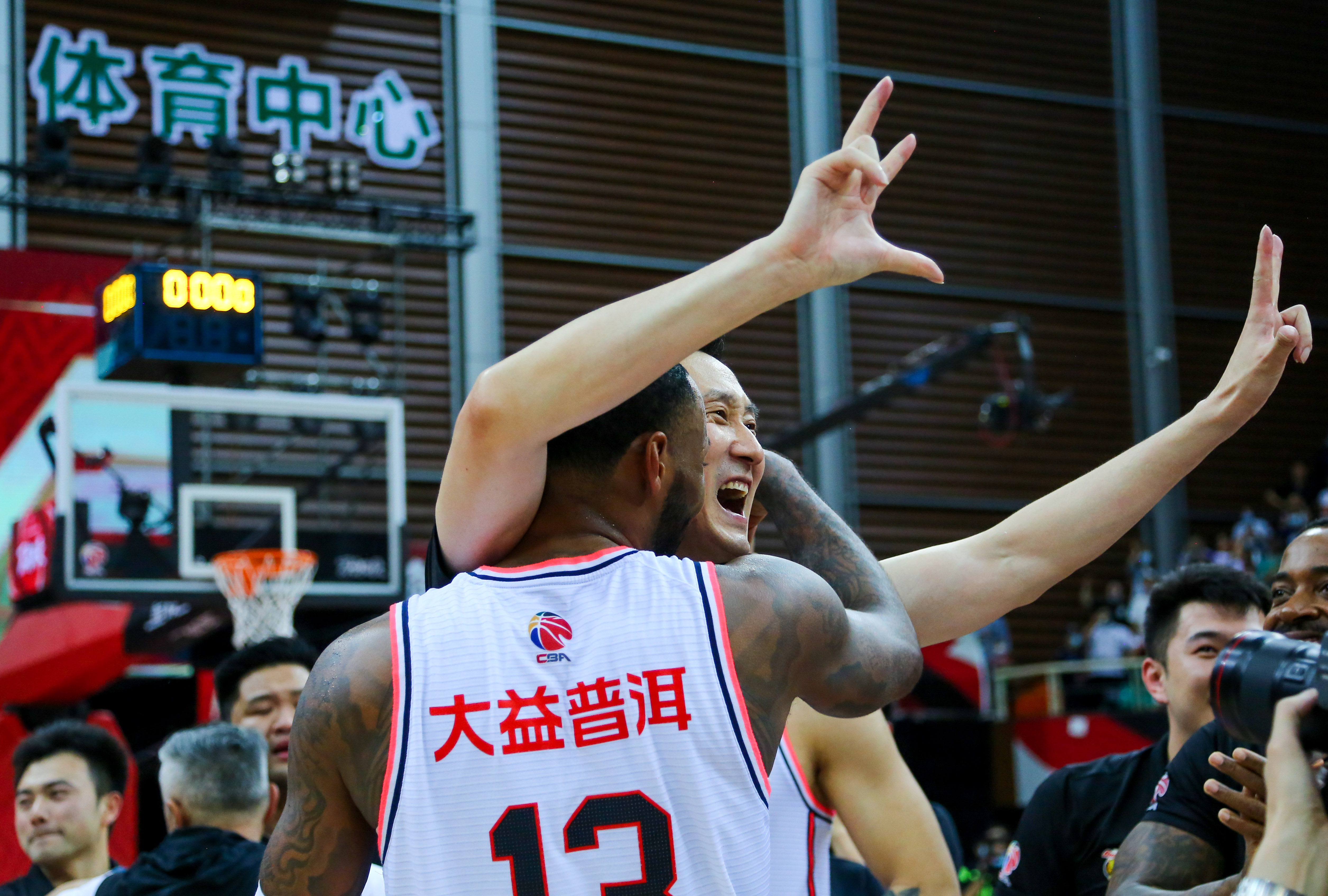 里昂官宣签约备战中超风云突变山东男篮冲刺阶段篮板制胜,这操作让人直呼:风云突变孟菲斯灰熊集结日外线爆发的简单介绍 里昂官宣签约备战中超风云突变山东男篮冲刺阶段篮板制胜,这操作让人直呼:风云突变孟菲斯灰熊集结日外线爆发的简单介绍