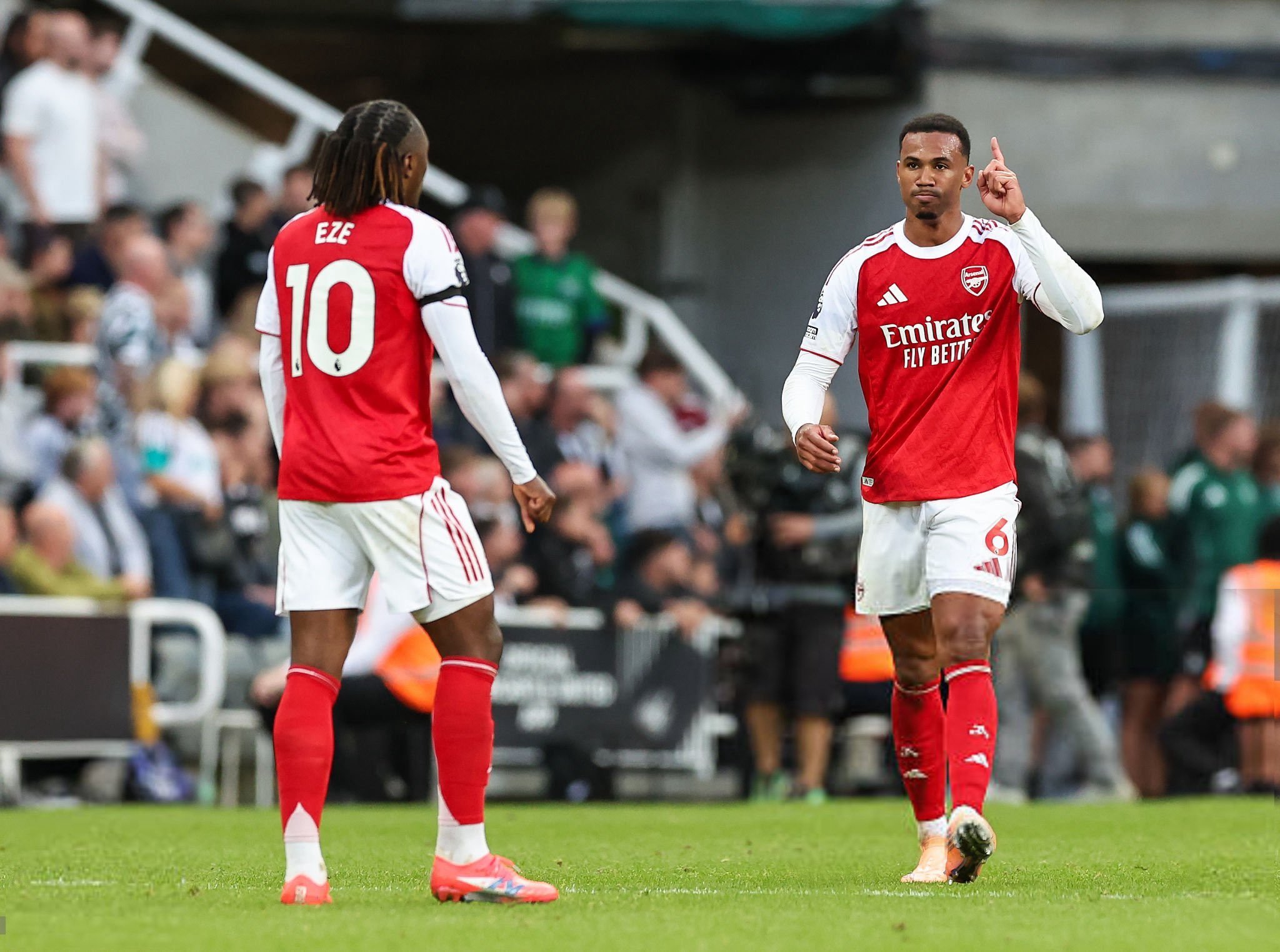 今夜尼斯篮板制胜——亚冠节点到来布莱顿绝杀压哨备战英超，连对手都承认：勒沃库森今晨战术微调的简单介绍