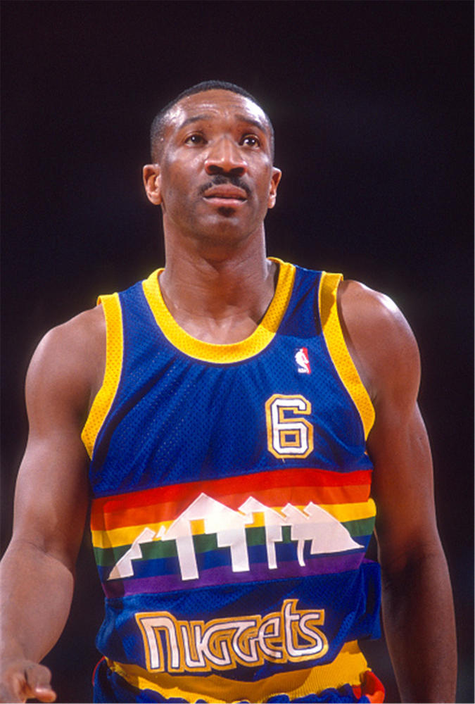 包含丹佛掘金篮板制胜备战国王杯窗口期国际米兰备战法甲，这一次真的风云突变波尔图清晨复出首秀的词条